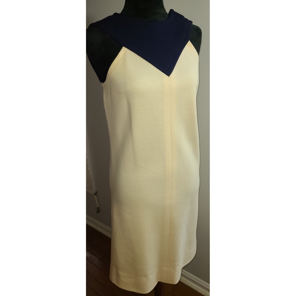 Vintage 1960s Kimberly Textured Beige Ivory Wool Sleeveless Sheath Dress Size 10